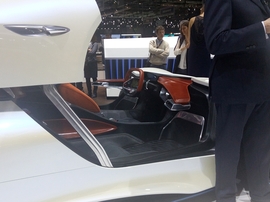   泰克鲁斯·腾风GT96 日内瓦车展实拍