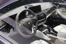 宝马5系旅行车