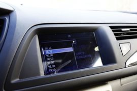 2012款东风雪铁龙C5试驾实拍