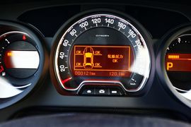 2012款东风雪铁龙C5试驾实拍