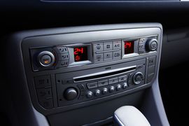 2012款东风雪铁龙C5试驾实拍