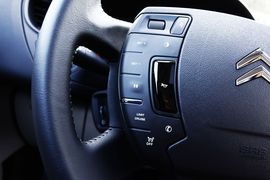 2012款东风雪铁龙C5试驾实拍