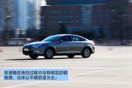 2012款东风雪铁龙C5试驾实拍