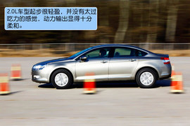 2012款东风雪铁龙C5试驾实拍