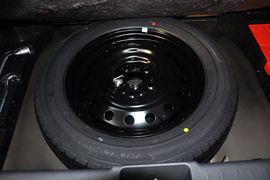 2012款长安铃木天语SX4锐骑