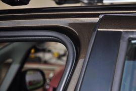2012款长安铃木天语SX4锐骑