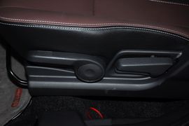 2012款长安铃木天语SX4锐骑