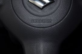 2012款长安铃木天语SX4锐骑