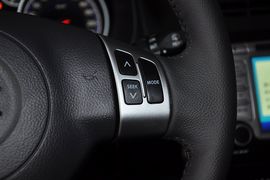 2012款长安铃木天语SX4锐骑