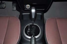 2012款长安铃木天语SX4锐骑
