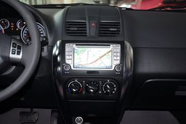 2012款长安铃木天语SX4锐骑