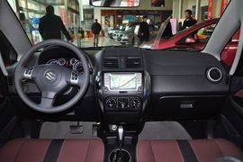 2012款长安铃木天语SX4锐骑