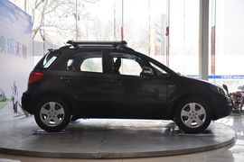 2012款长安铃木天语SX4锐骑