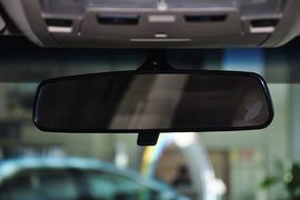 2012款丰田凯美瑞