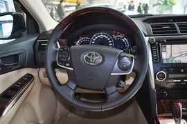 2012款丰田凯美瑞