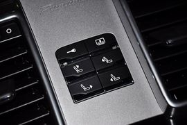 2012款保时捷Panamera