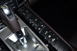2012款保时捷Panamera