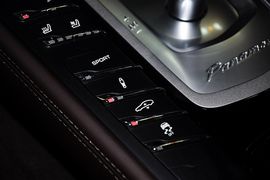 2012款保时捷Panamera