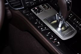 2012款保时捷Panamera
