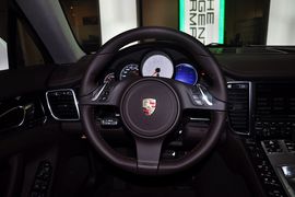 2012款保时捷Panamera