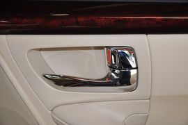 2010款雷克萨斯LX570到店实拍