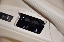 2010款雷克萨斯LX570到店实拍