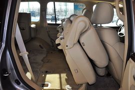 2010款雷克萨斯LX570到店实拍