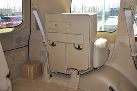 2010款雷克萨斯LX570到店实拍