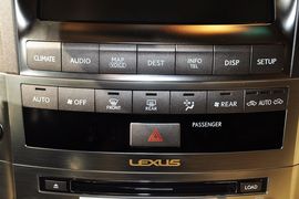 2010款雷克萨斯LX570到店实拍