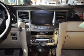2010款雷克萨斯LX570到店实拍