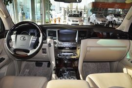 2010款雷克萨斯LX570到店实拍