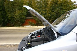 2012款长安欧诺1.3L运动版精英型