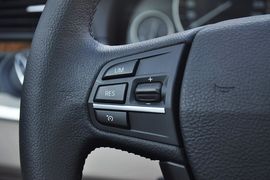 2012款宝马530i旅行版领先型