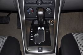 2012款上海通用雪佛兰科帕奇2.4L