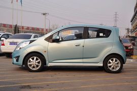  2011款雪佛兰斯帕可 1.0L SE手动版