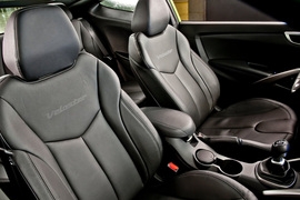 2012款现代飞思Veloster