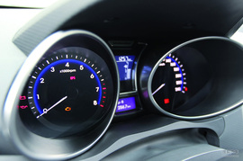 2012款现代飞思Veloster