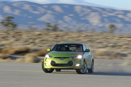 2012款现代飞思Veloster
