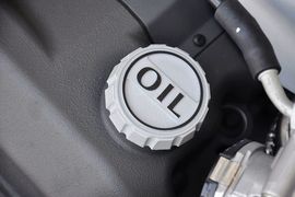 2010款阿斯顿马丁Rapide