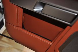 2010款阿斯顿马丁Rapide