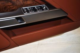 2010款阿斯顿马丁Rapide