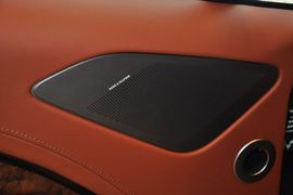 2010款阿斯顿马丁Rapide