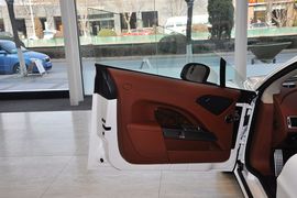 2010款阿斯顿马丁Rapide