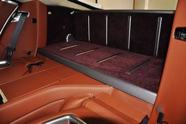 2010款阿斯顿马丁Rapide