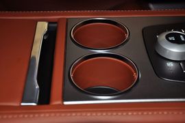 2010款阿斯顿马丁Rapide