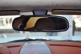 2010款阿斯顿马丁Rapide