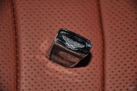 2010款阿斯顿马丁Rapide