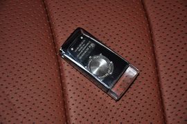 2010款阿斯顿马丁Rapide