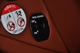 2010款阿斯顿马丁Rapide