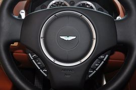 2010款阿斯顿马丁Rapide